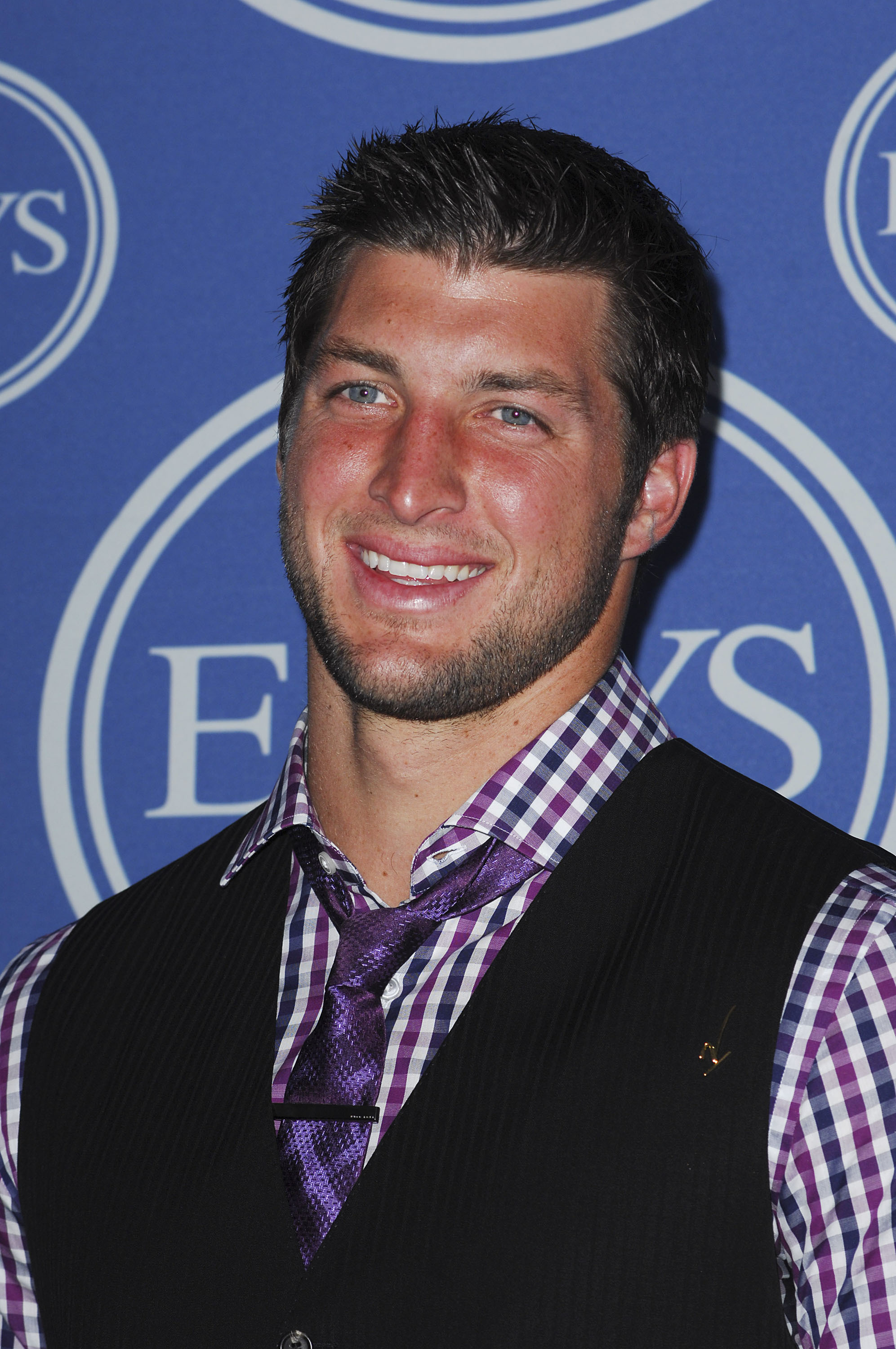 Tim Tebow denies 'Bachelor' rumours