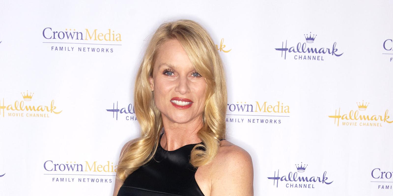 Nicollette Sheridan official website Nicollette Sheridan official website