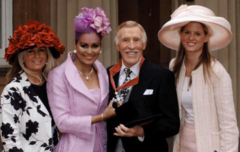 gallery_showbiz_bruce_forsyth_career_13.