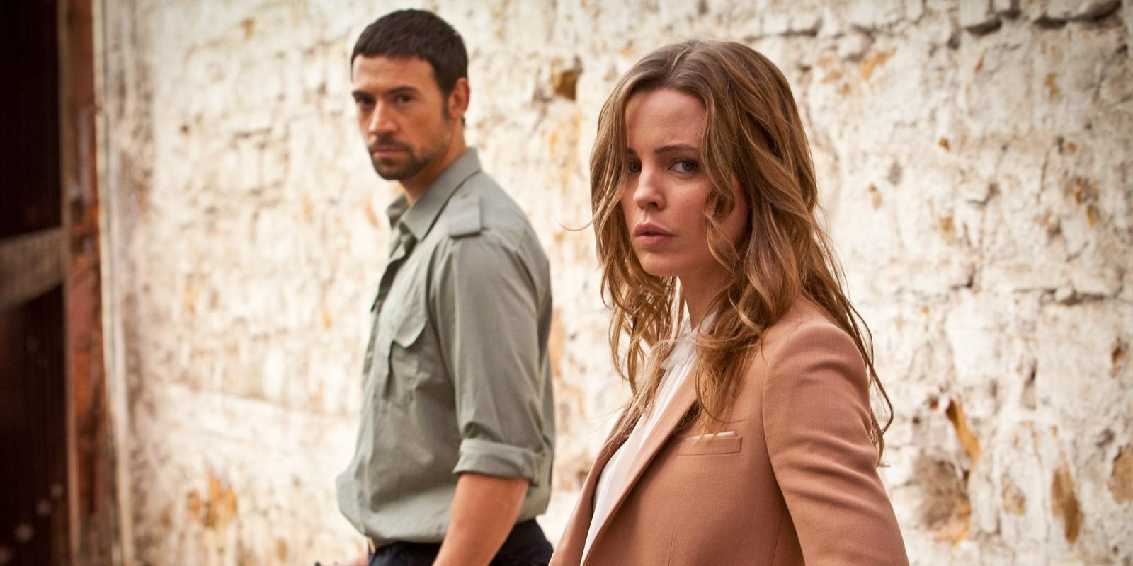 Films Et Séries Tv Avec Melissa George 'Hunted' spinoff 'Sam Hunter' starring Melissa George in development