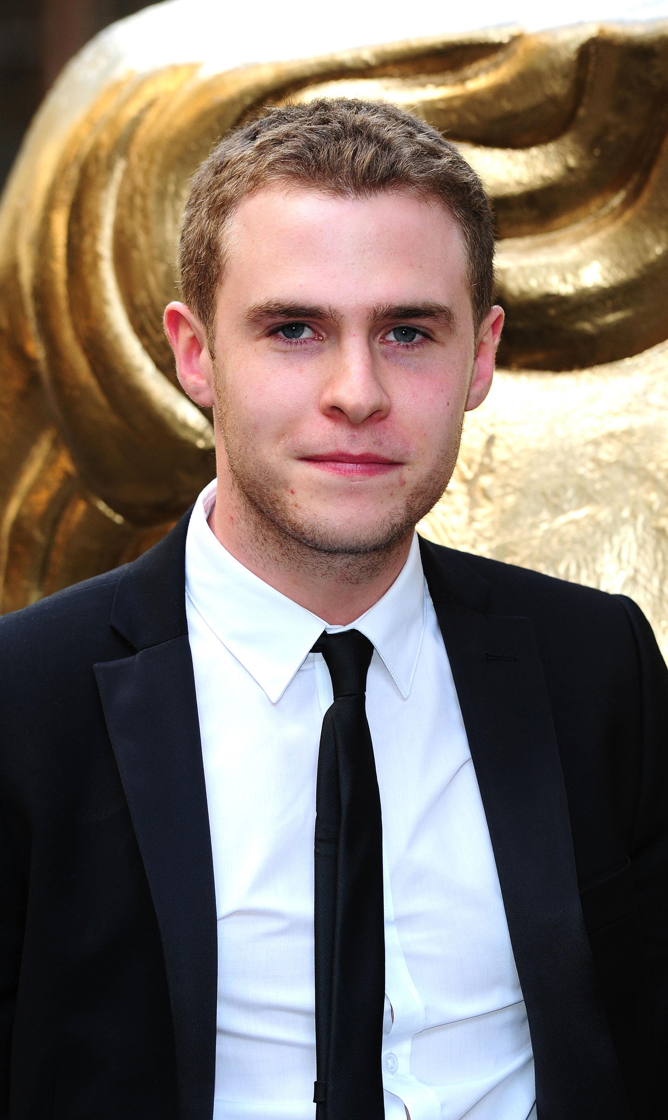Iain De Caestecker