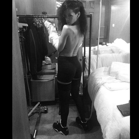 Katie Waissel Shows Off New Figure In Underwear Pictures Rihanna Twitter