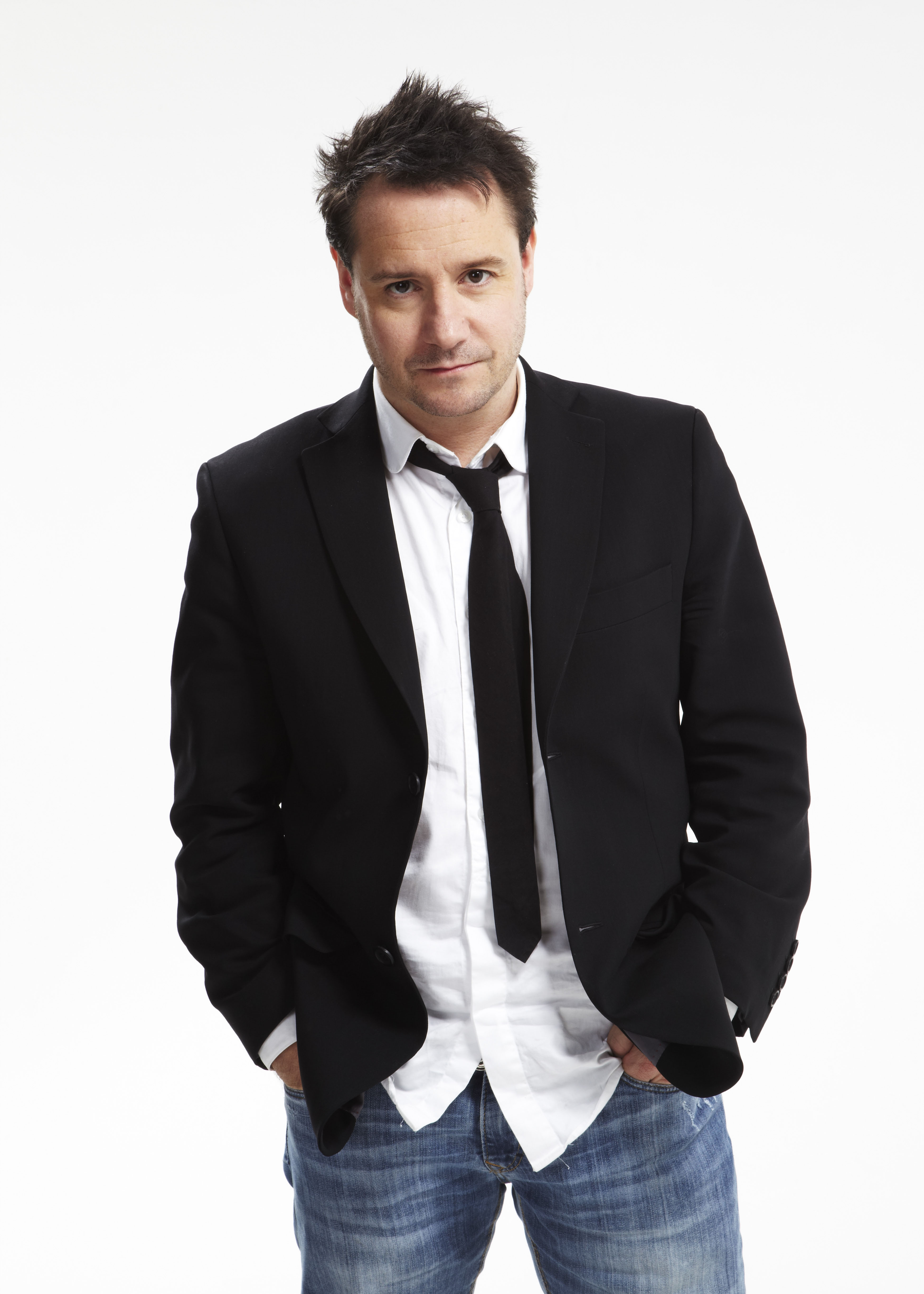 Jon Holmes to present Xfm Breakfast Show