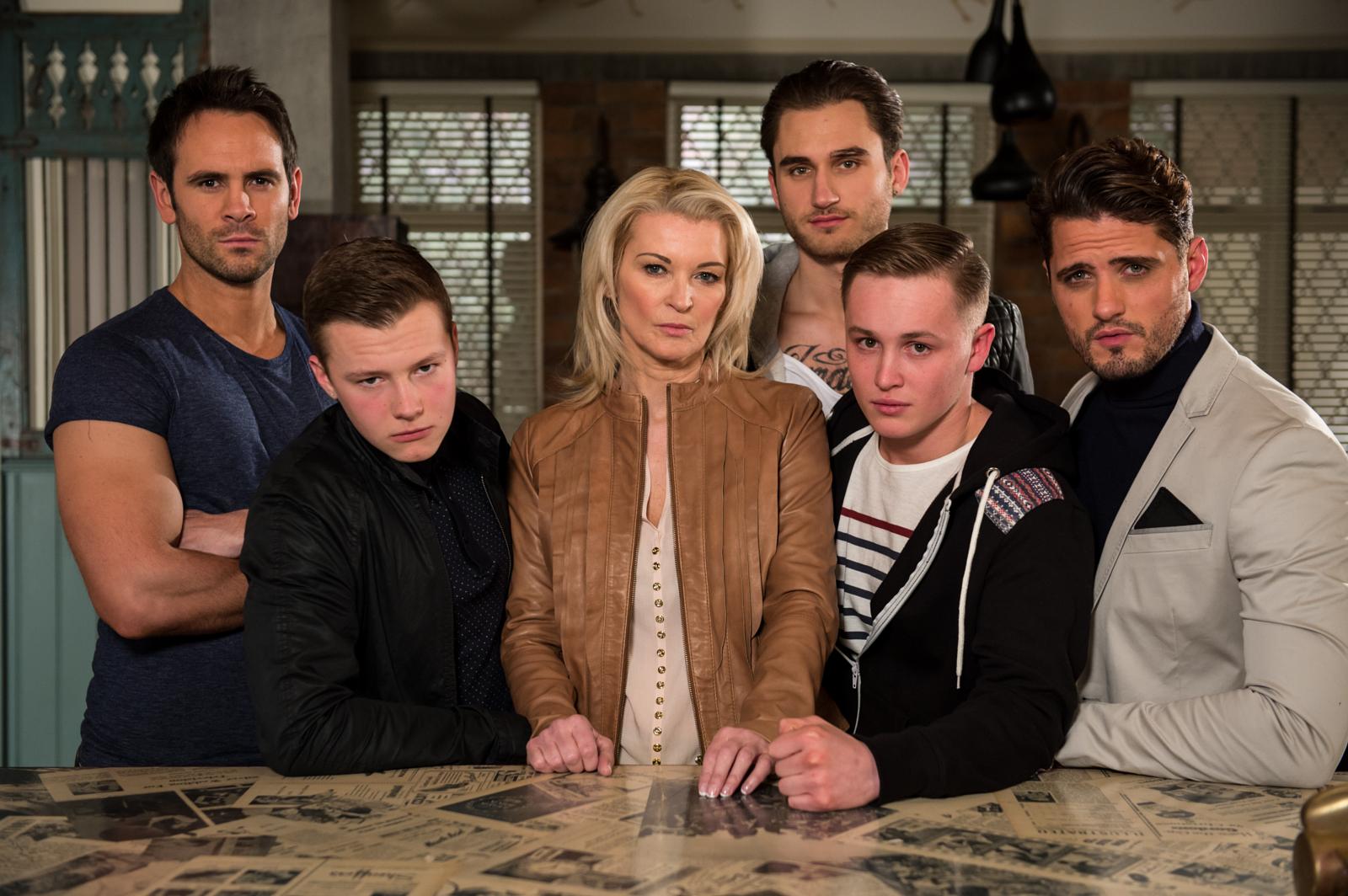'Hollyoaks' airs shocking Osborne, Roscoe twist