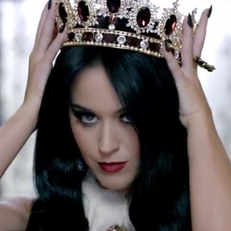 Katy Perry owns the throne in new Killer Queen perfume advert - video
