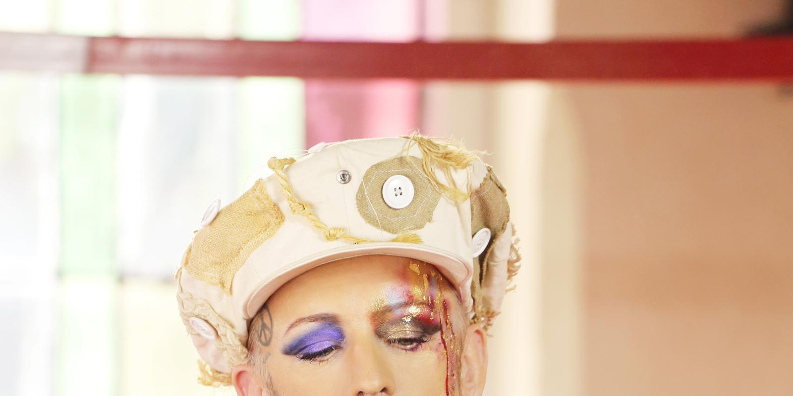 Boy shoots music video in boxing ring pictures