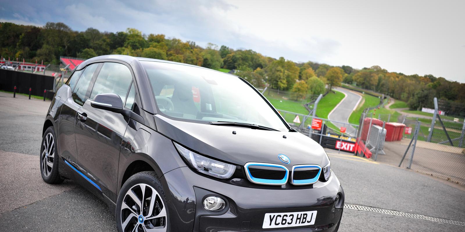 Nokia turns attention to smart car technology, invests 100 million