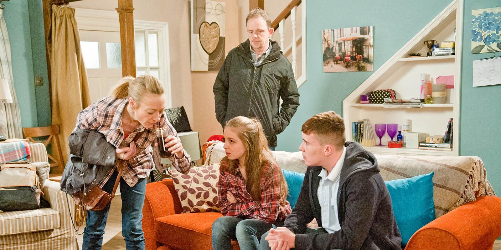 Emmerdale Belle Dingle, Sean Spencer under supervision spoiler pictures