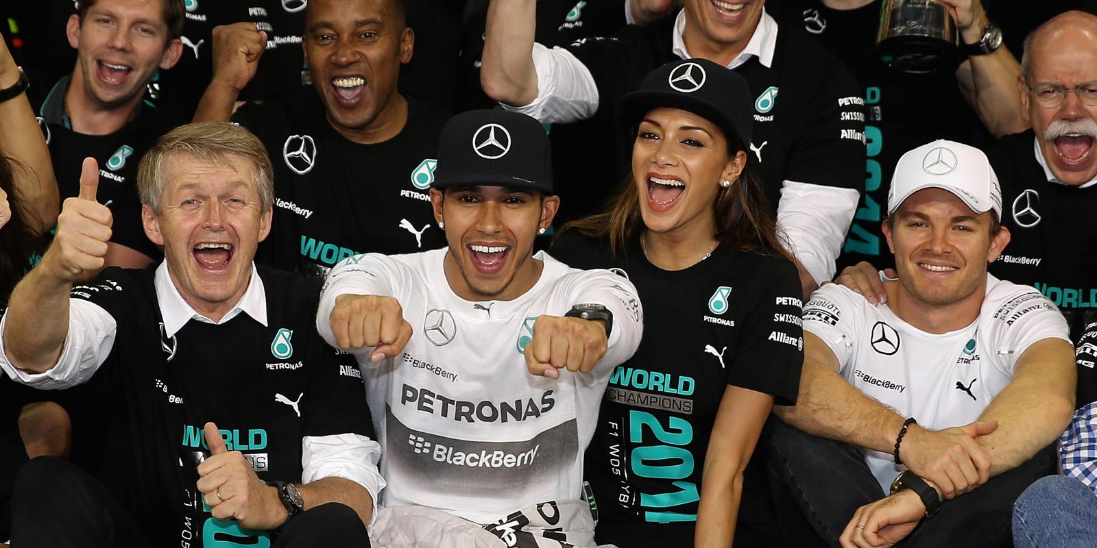 Lewis Hamilton is F1 world champion as he beats teammate Nico Rosberg