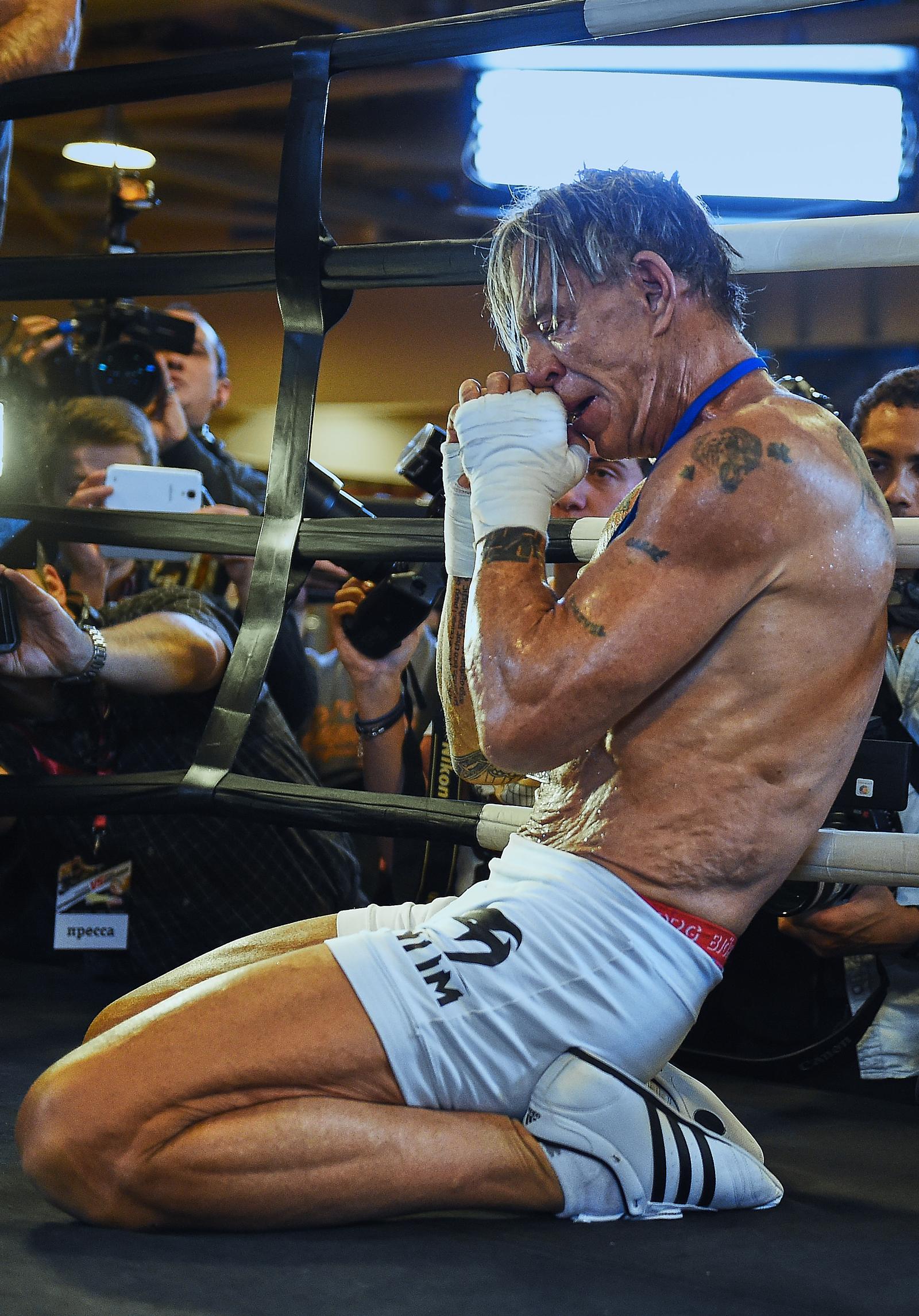 Mickey Rourke Gallery_mickey-rourke-2