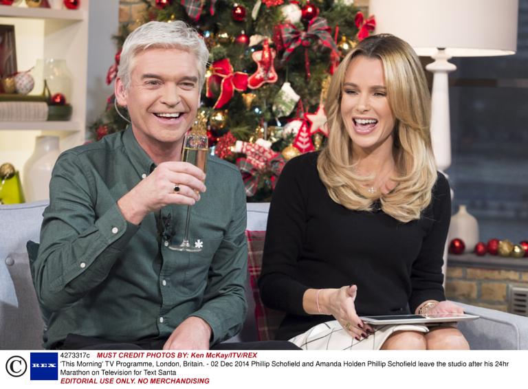 phillip schofield completes his text santa 24 hour marathon on this morning - 2014 Christmas Shows On Tv phillip schofield completes his text santa 24 hour marathon on this morning - 2014 Christmas Shows On Tv