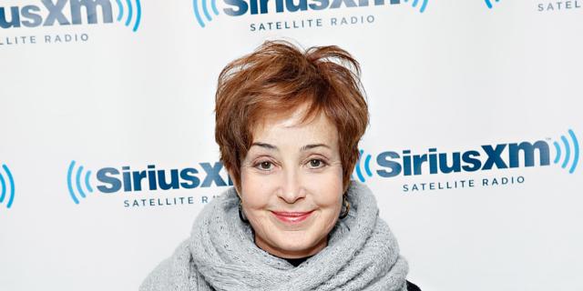 Annie Potts family fortune Annie Potts family fortune