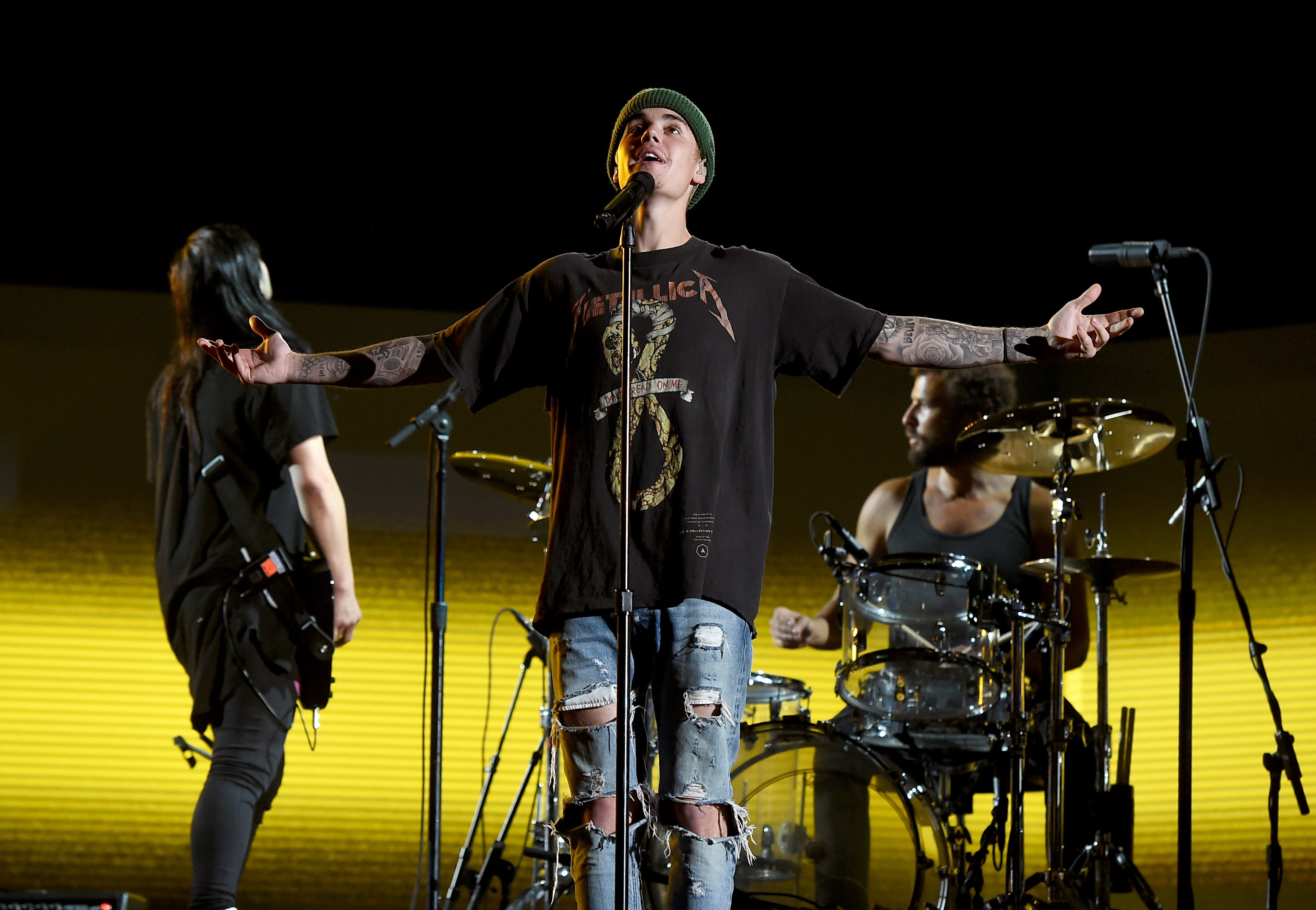 Justin Bieber had members of Incubus and Queens of the Stone Age in his