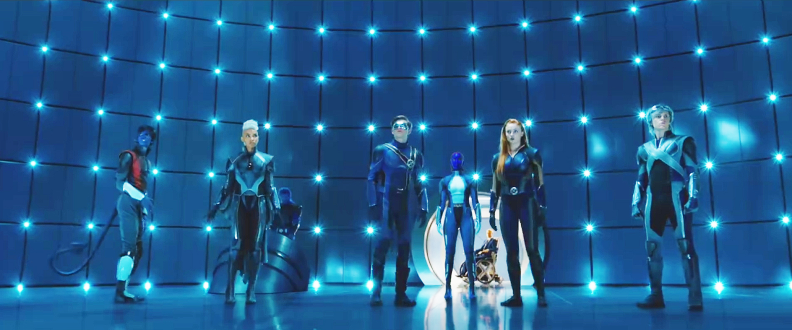 Strictly Spoilers Blue Room Strictly Spoilers Blue Room