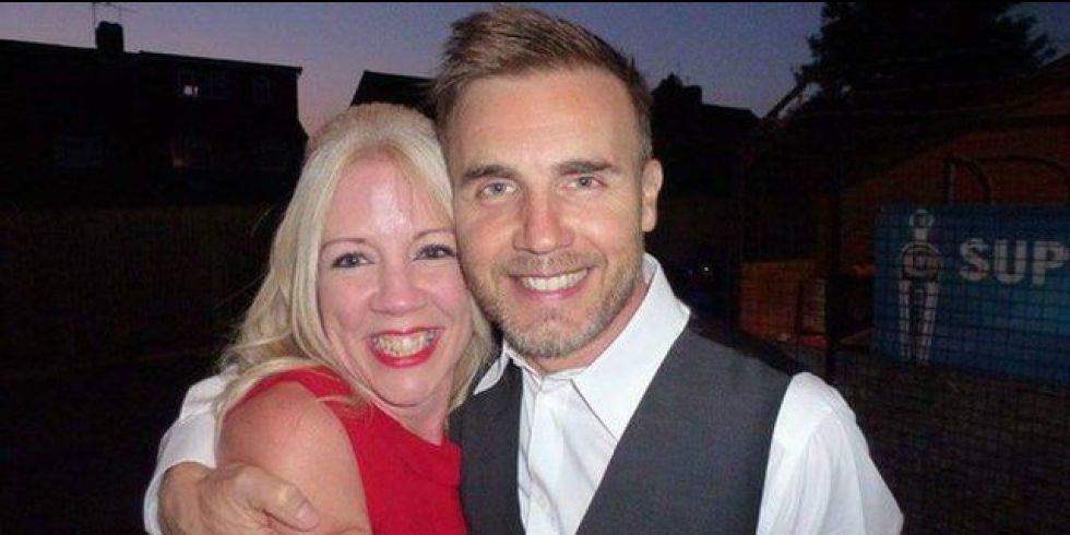 Gary Barlow Surprises Fan To Give Her The Greatest Day Ever Gary Barlow With Fan At Her 40th Birthday Party