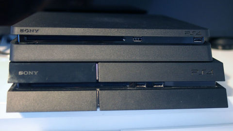 PS4 Slim vs PS4