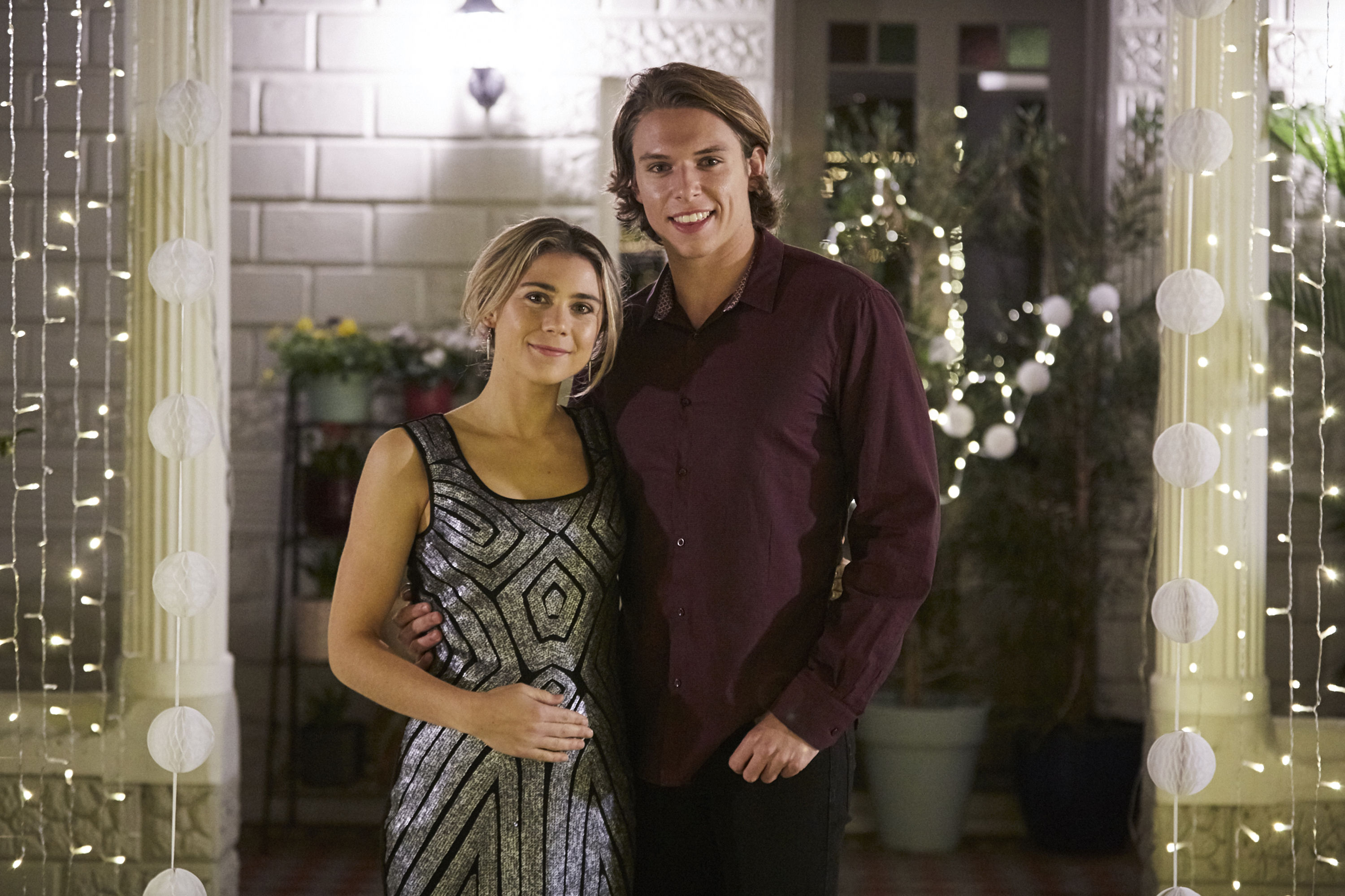 Home and Away 20 new spoiler pictures as VJ proposes to Billie and Duncan lets Caroline go Home and Away 20 new spoiler pictures as VJ proposes to Billie and Duncan lets Caroline go