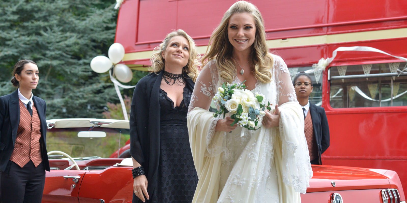 Eastenders Did You Spot These 10 Ronnie And Roxy Easter Eggs In Ronnie And Roxy Mitchell Arrive At The Wedding Venue In Eastenders