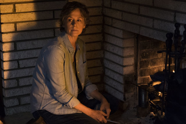 gallery-1487330419-walking-dead-710-5.jpeg