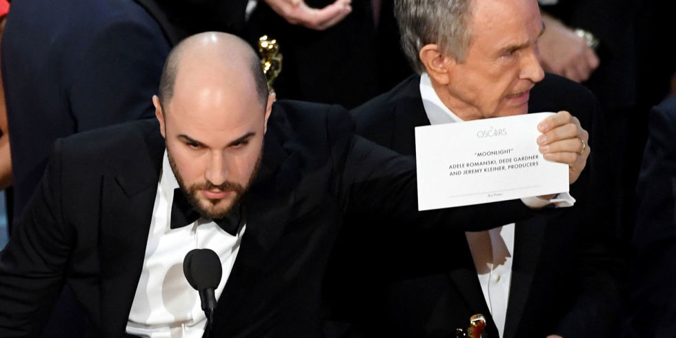 landscape-1488172865-best-picture-award.