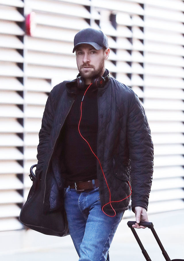 gallery-1488961176-soaps-coronation-street-marc-baylis-rob-donovan-back-on-set-1.jpg
