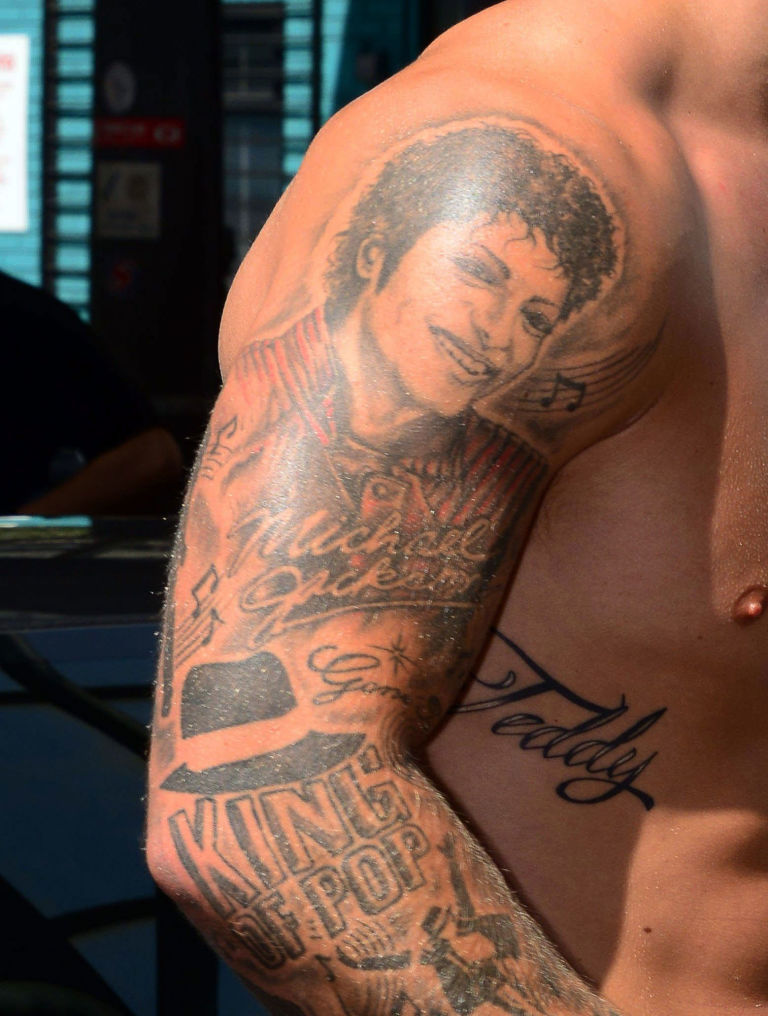 dan osborne u0027s getting that terrible michael jackson tattoo removed dan osborne u0027s getting that terrible michael jackson tattoo removed