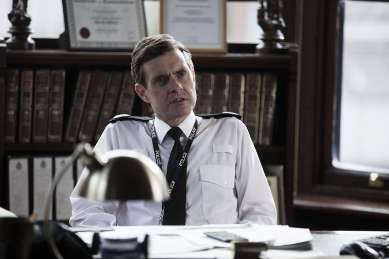 Hilton (Paul Higgins) - Line of Duty - Sesong 4 - © WORLD PRODUCTIONS / BBC / AIDAN MONAGHAN