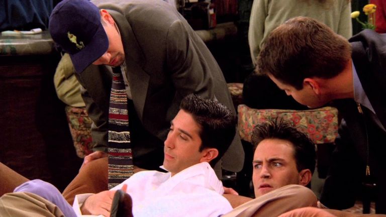 RÃ©sultat de recherche d'images pour "friends the one with the bullies"