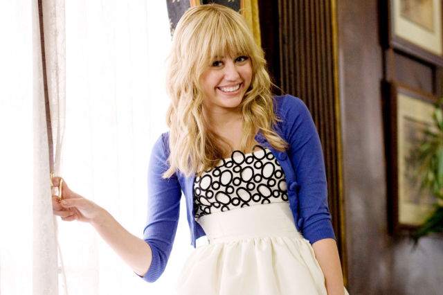 gallery-1516637170-mcdhamo-ec121-h.jpg