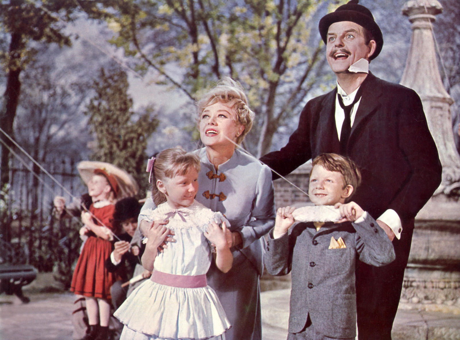 First look at Banks children in Mary Poppins Returns