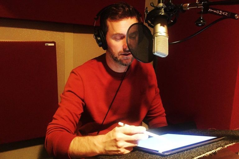 Richard Armitage recording an audiobook